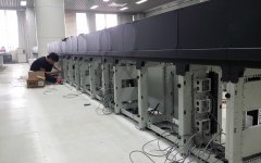 為什么操作臺(tái)必須具備線纜管理系統(tǒng)？